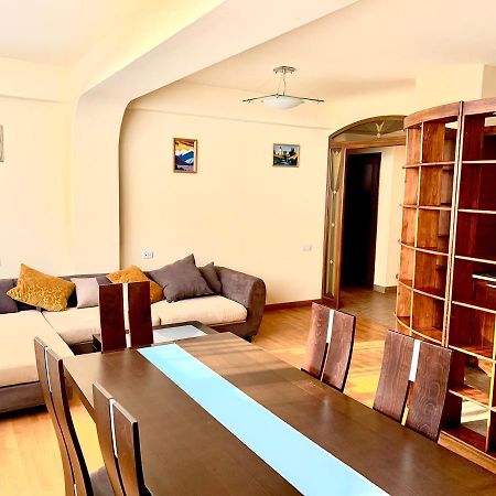 Apartment Amiryan Ereván Exterior foto